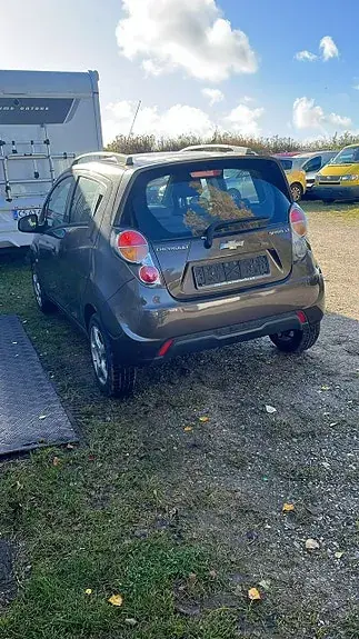 Chevrolet Spark 2011 photo 3