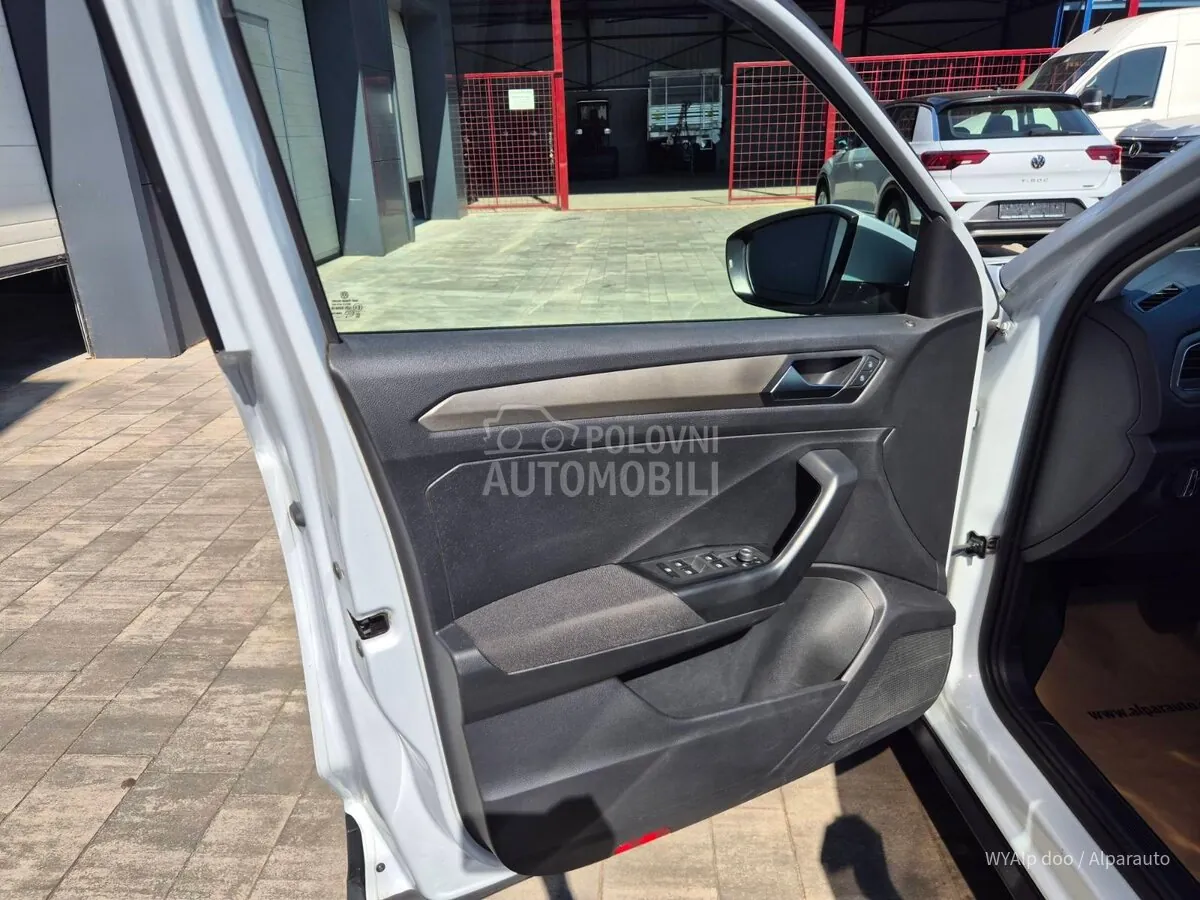 Volkswagen T-Roc 2020 photo 5