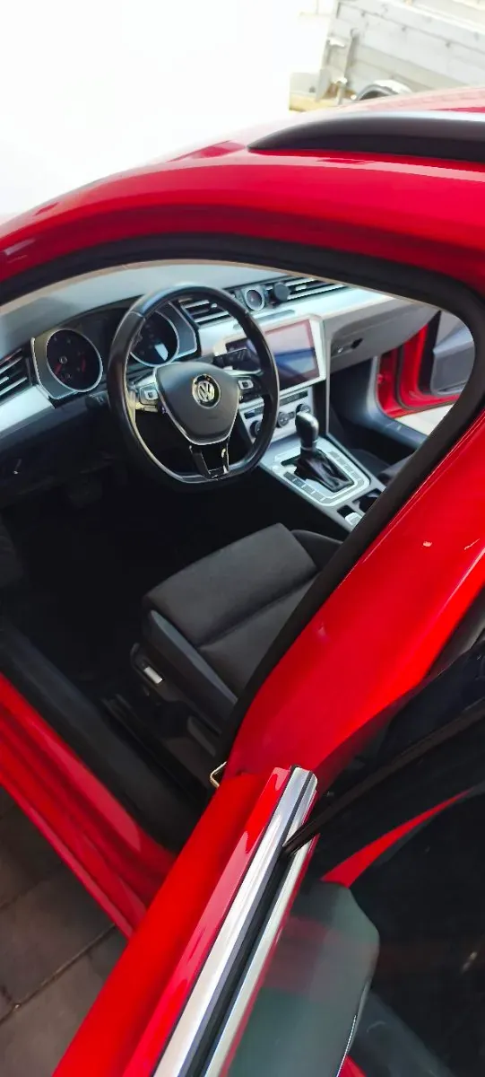 Volkswagen Passat 2019 photo 3