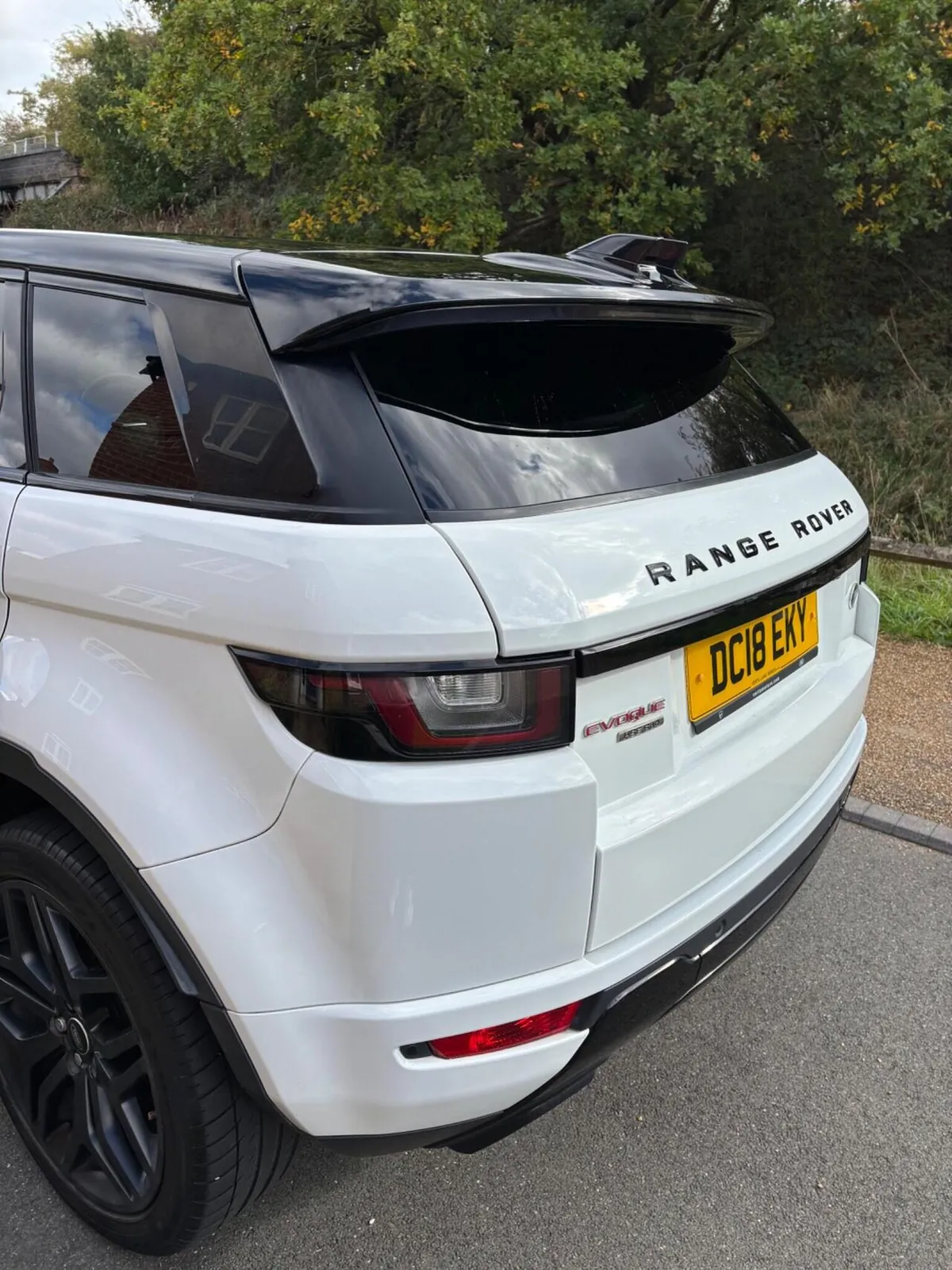 Land Rover Range Rover Evoque 2018 photo 3