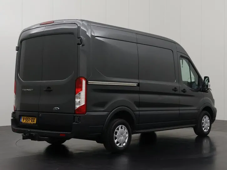 Ford Transit 2019 photo 2