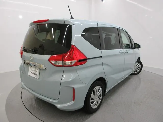 Honda Freede+ G 2023 photo 2