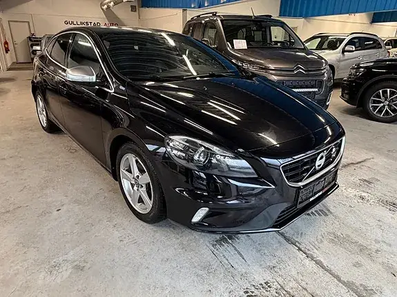 Volvo V40 2014 photo 2