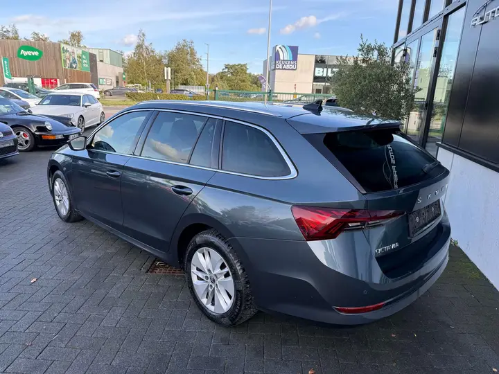 Skoda Octavia 2022 photo 5