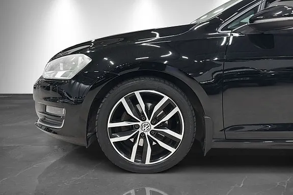 Volkswagen Golf I 2013 photo 2