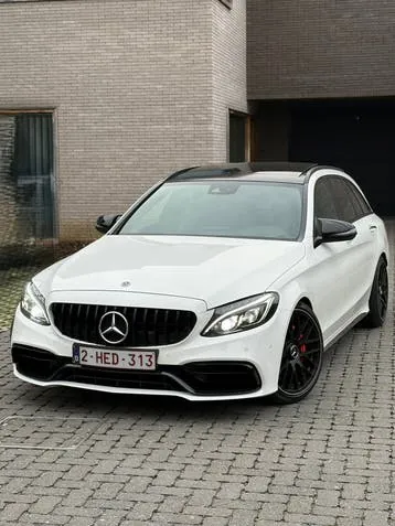Mercedes-Benz C220D
