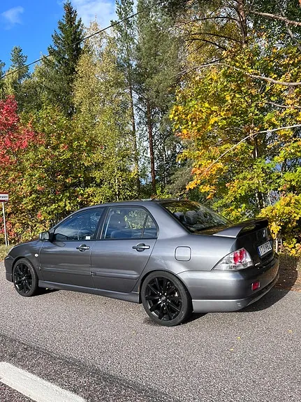 Mitsubishi Lancer