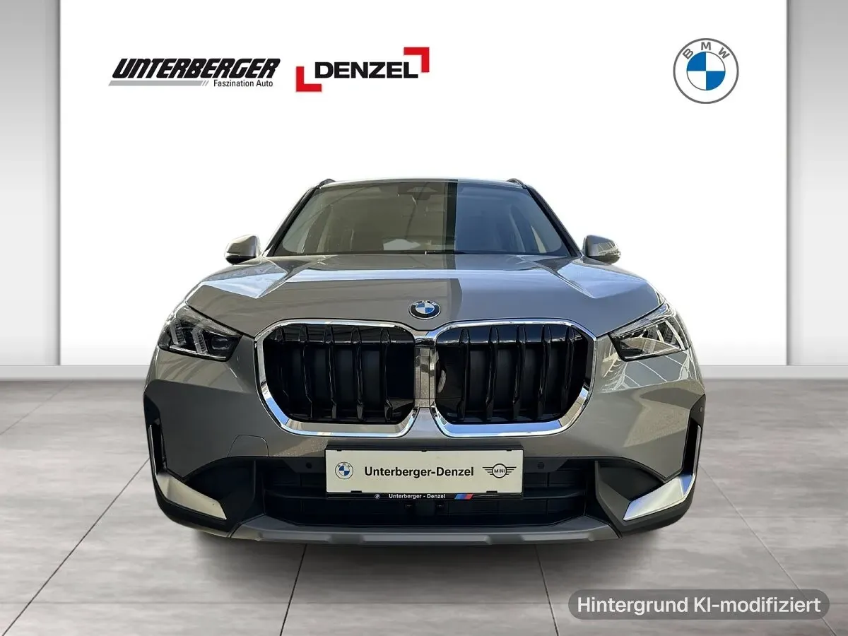 BMW X1 photo 3