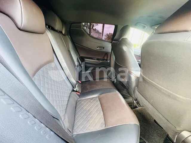 Toyota Chr 2017 photo 3