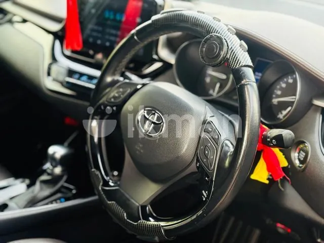 Toyota Chr 2017 photo 5
