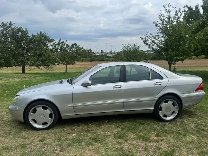 Mercedes-Benz S-Class 2005 photo 3