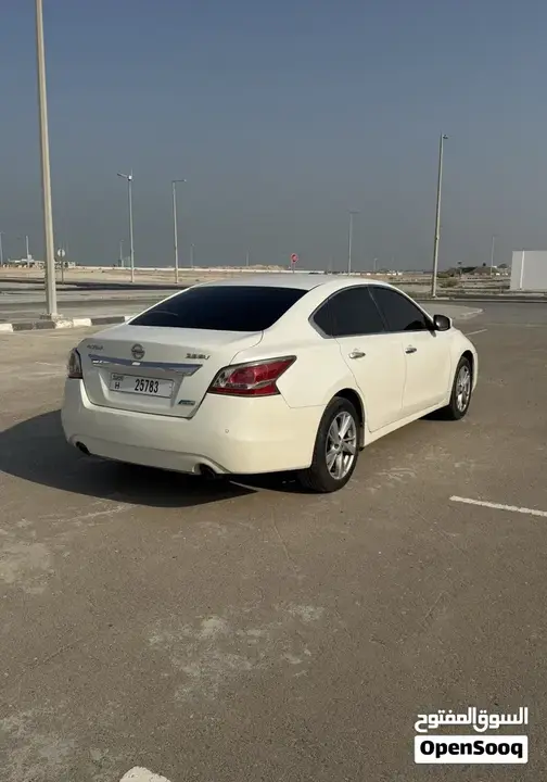 Nissan Altima 2014 photo 2