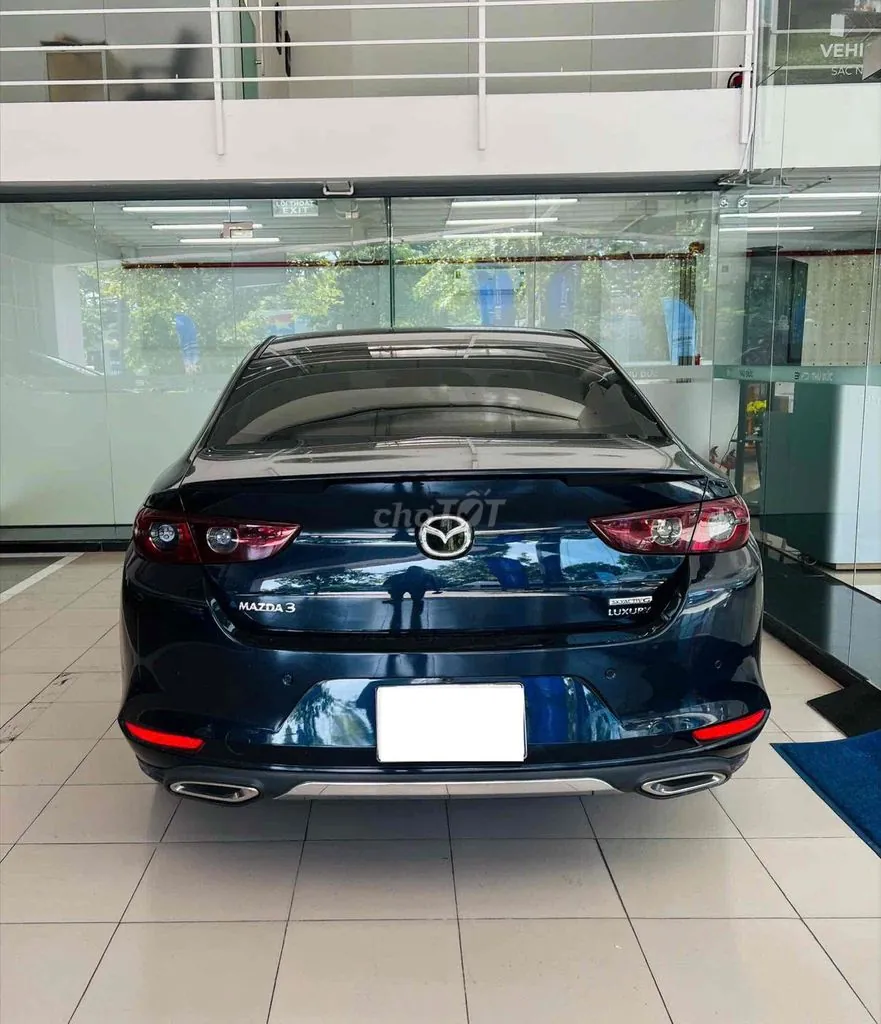 Mazda 3 2024 photo 2