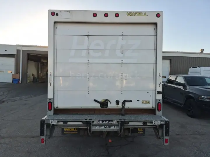 Ford E-Series Van 2023 photo 5