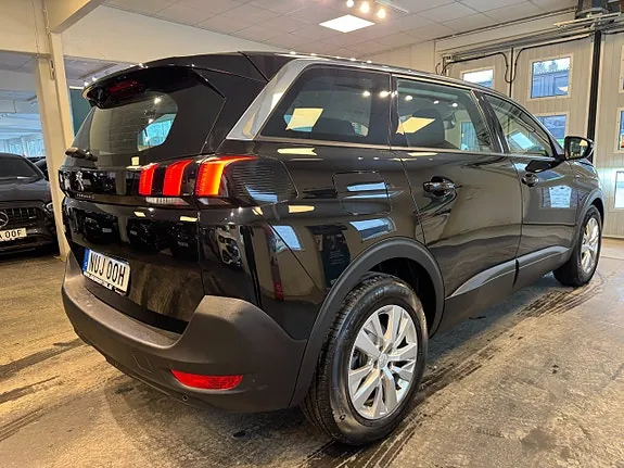 Peugeot 5008 2023 photo 4