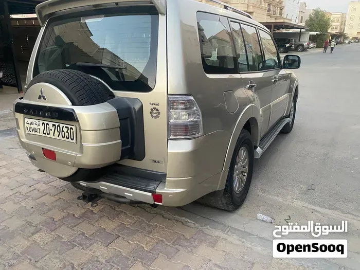 Mitsubishi Pajero 2013 photo 4