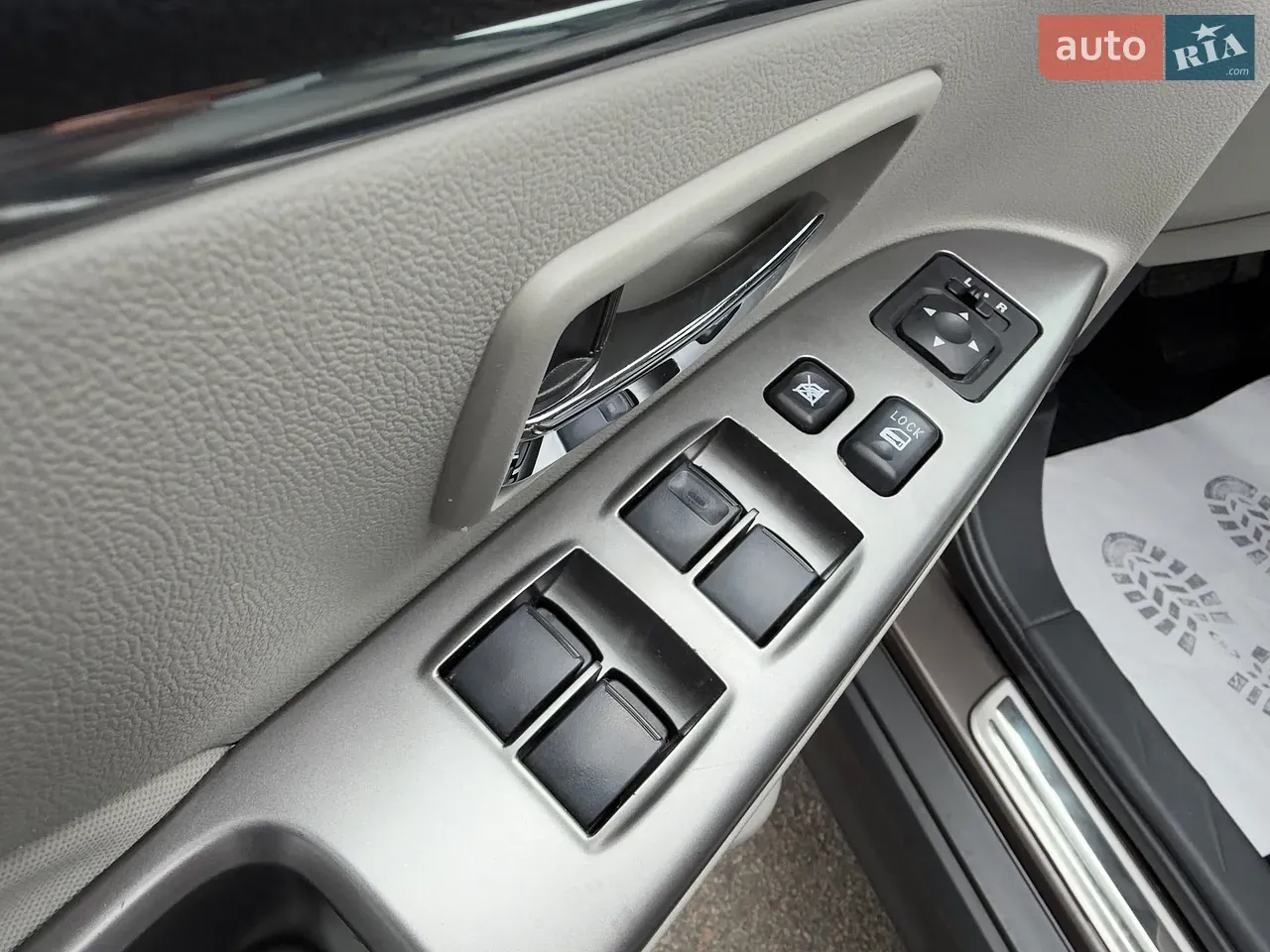 Mitsubishi Outlander Sport 2018 photo 2