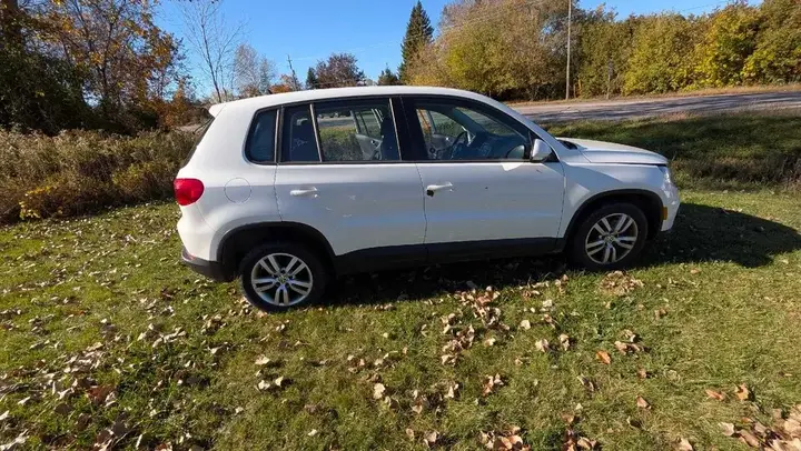 Volkswagen Tiguan 2013 photo 3