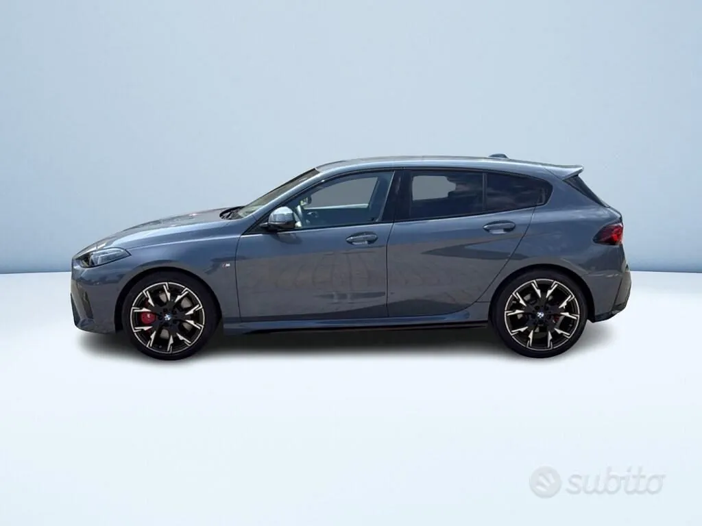 BMW 1 Series 2025 photo 5