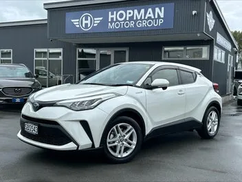 Toyota C-Hr 2020 photo 2