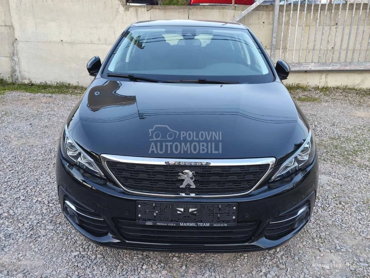 Peugeot 308 2020 photo 2