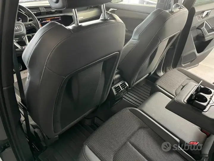 Audi Q3 2024 photo 3