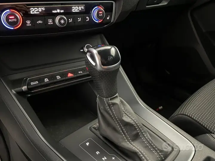 Audi Q3 2024 photo 2