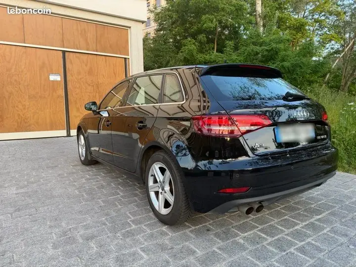 Audi A3 2018 photo 2
