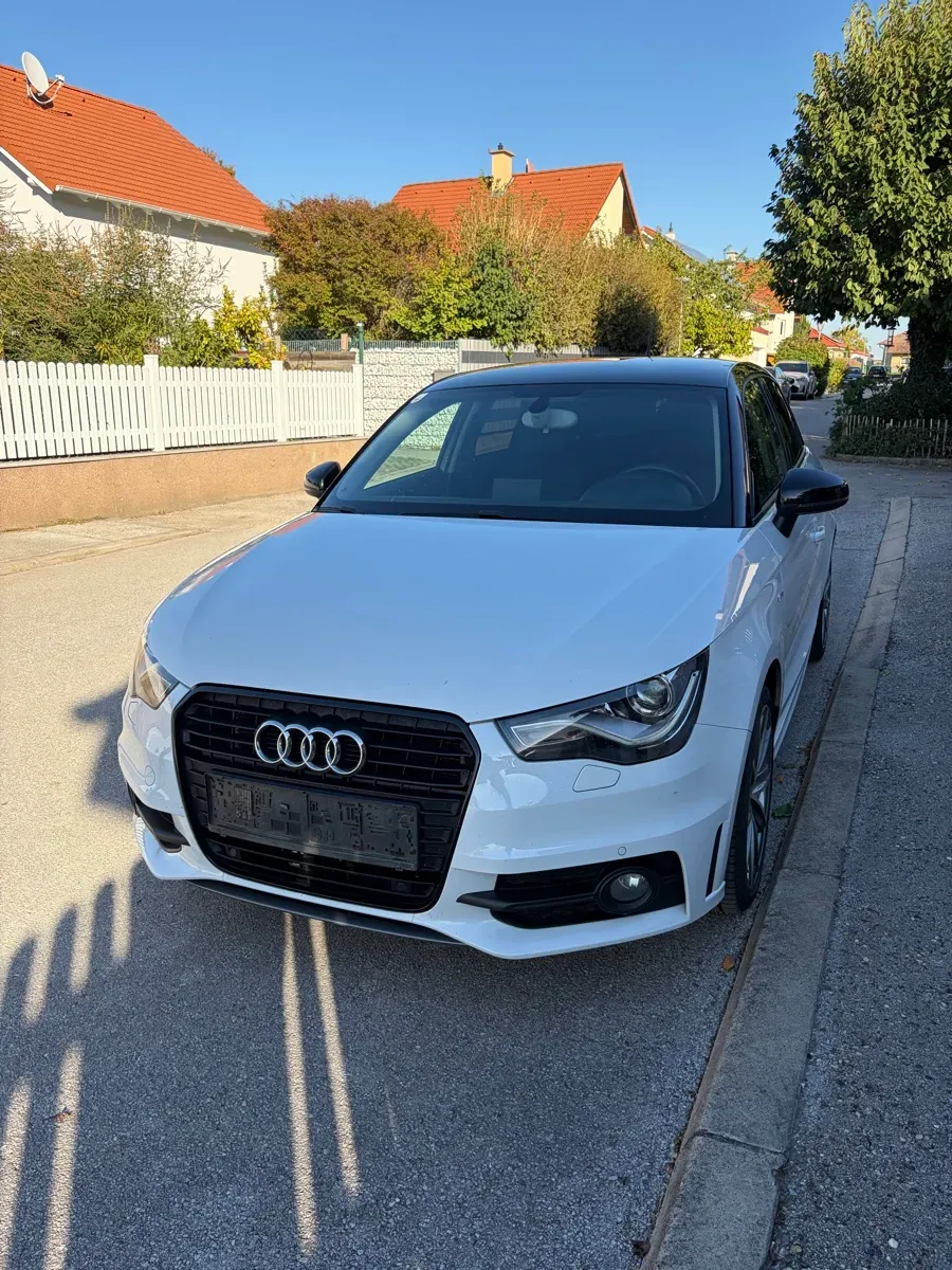 Audi A1 2014 photo 2