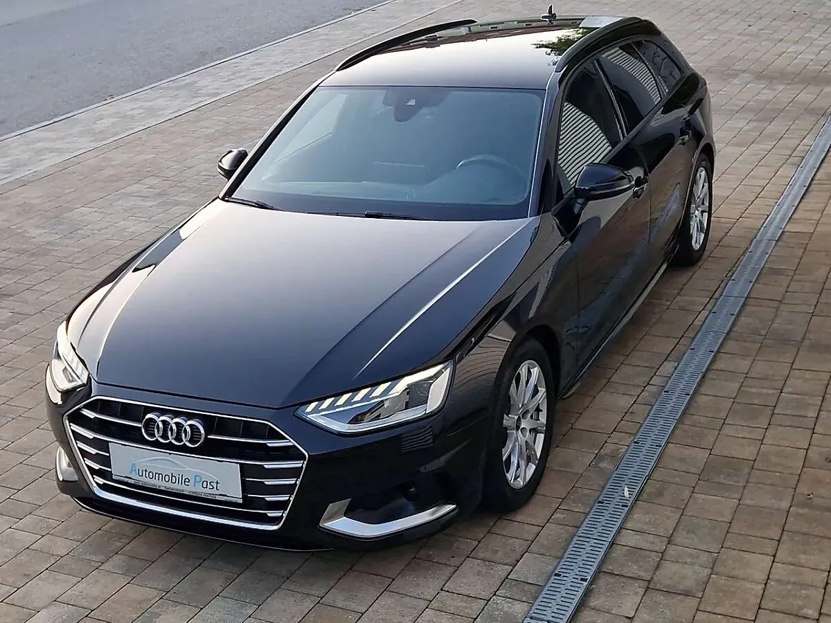 Audi A4 2023 photo 3