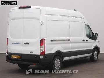 Ford E-Transit 2023 photo 2