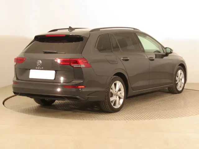 Volkswagen Golf Variant 2021 photo 3