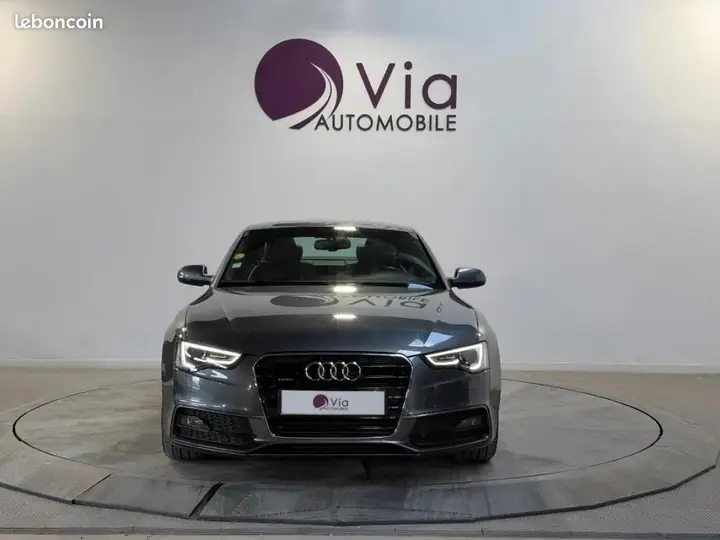 Audi A5 2013 photo 2