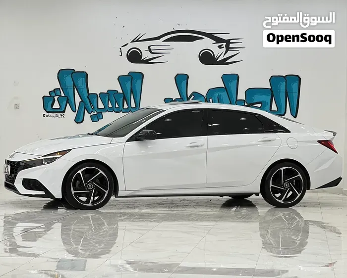 Hyundai Elantra 2023 photo 3