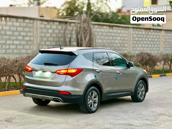 Hyundai Santa Fe 2015 photo 4
