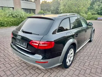 Audi A4 2012 photo 3