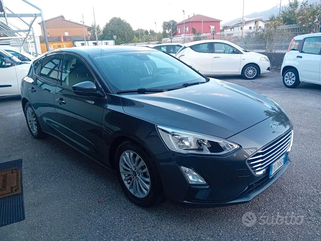 Ford Focus 2018 photo 2