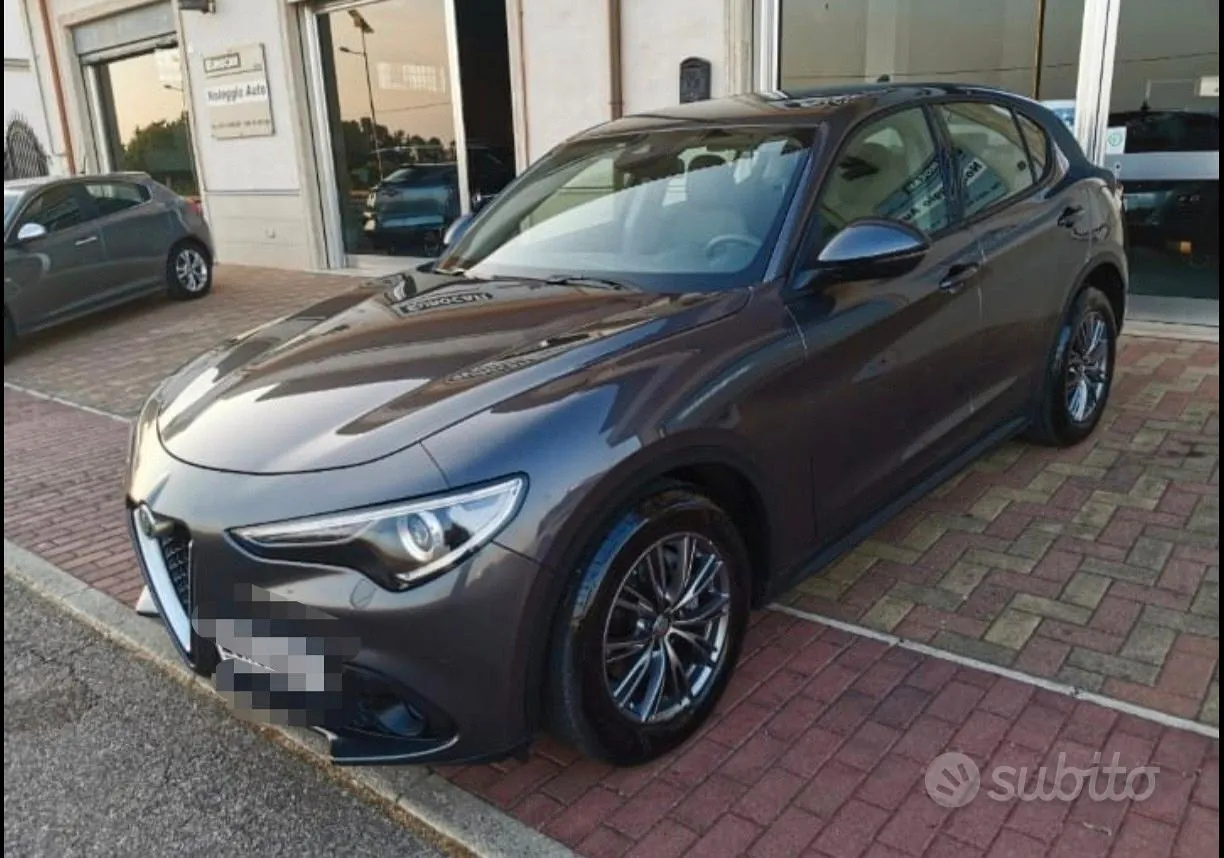Alfa Romeo Stelvio 2018 photo 2