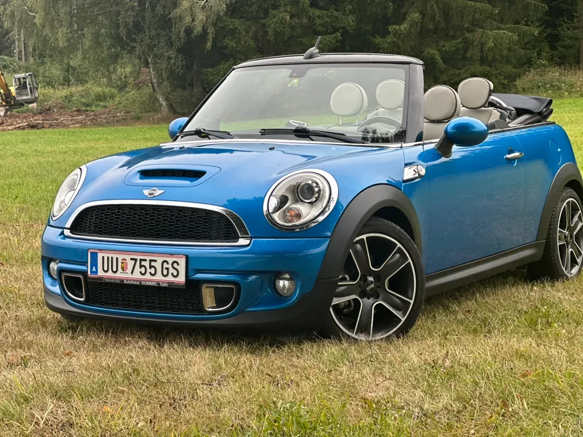 Mini Cooper 2011 photo 2