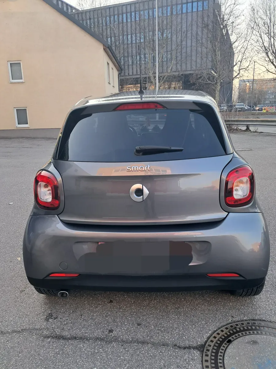 Smart Forfour 2019 photo 3