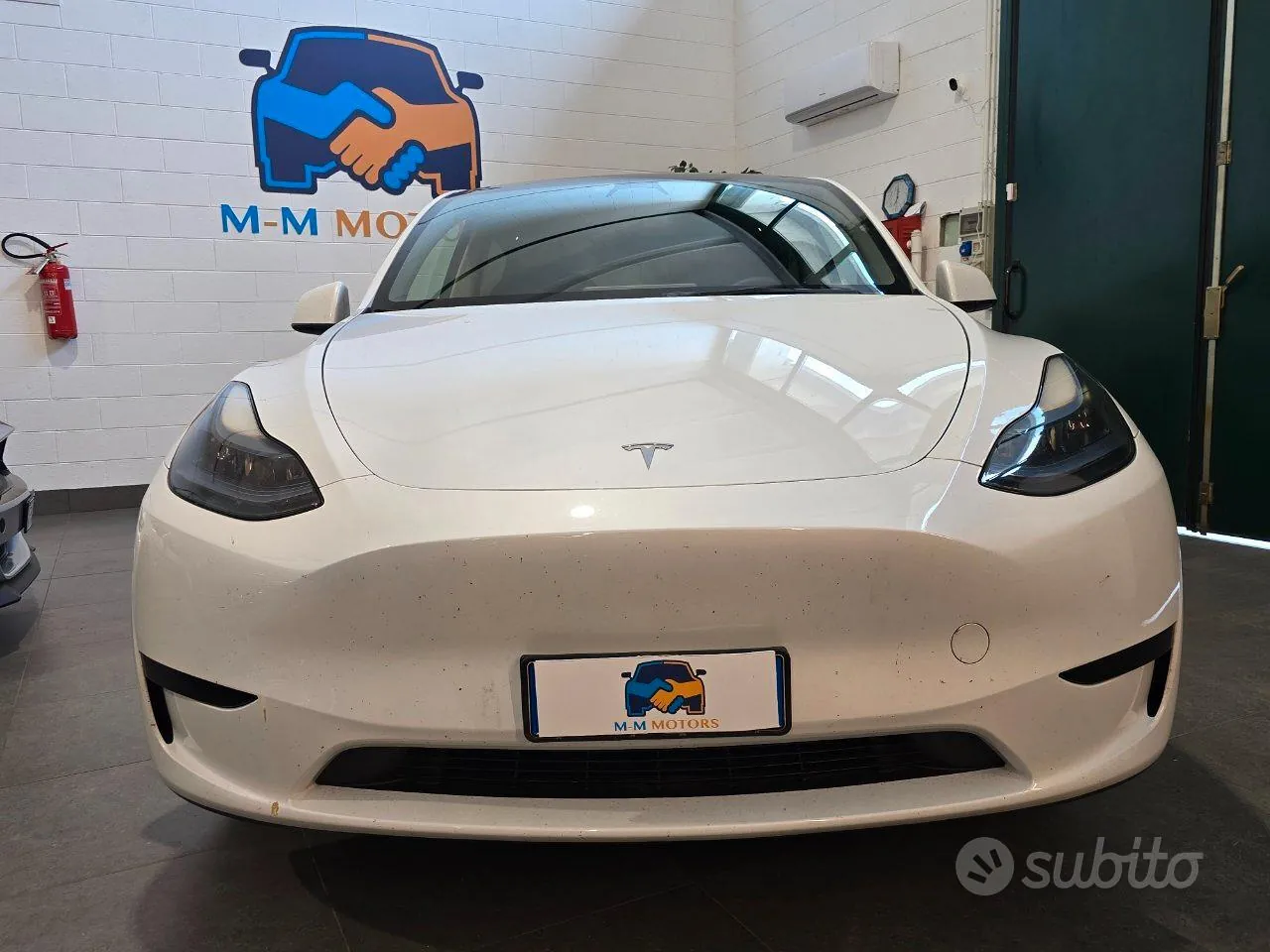 Tesla Model Y 2022 photo 2