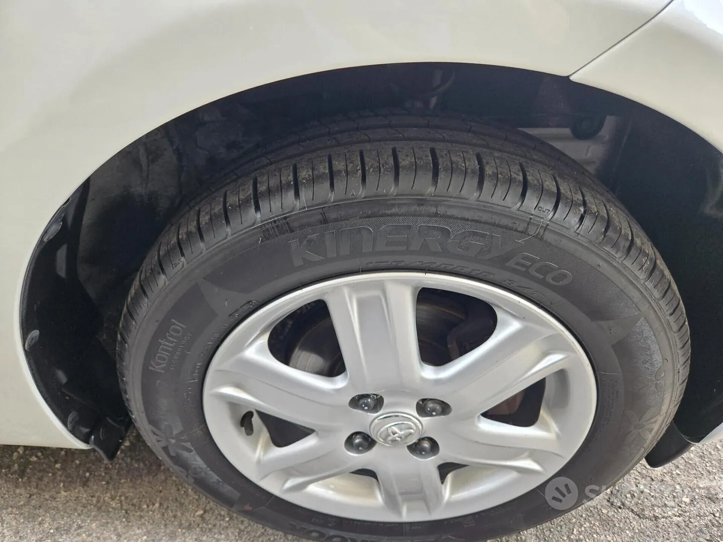 Toyota Iq 2009 photo 5