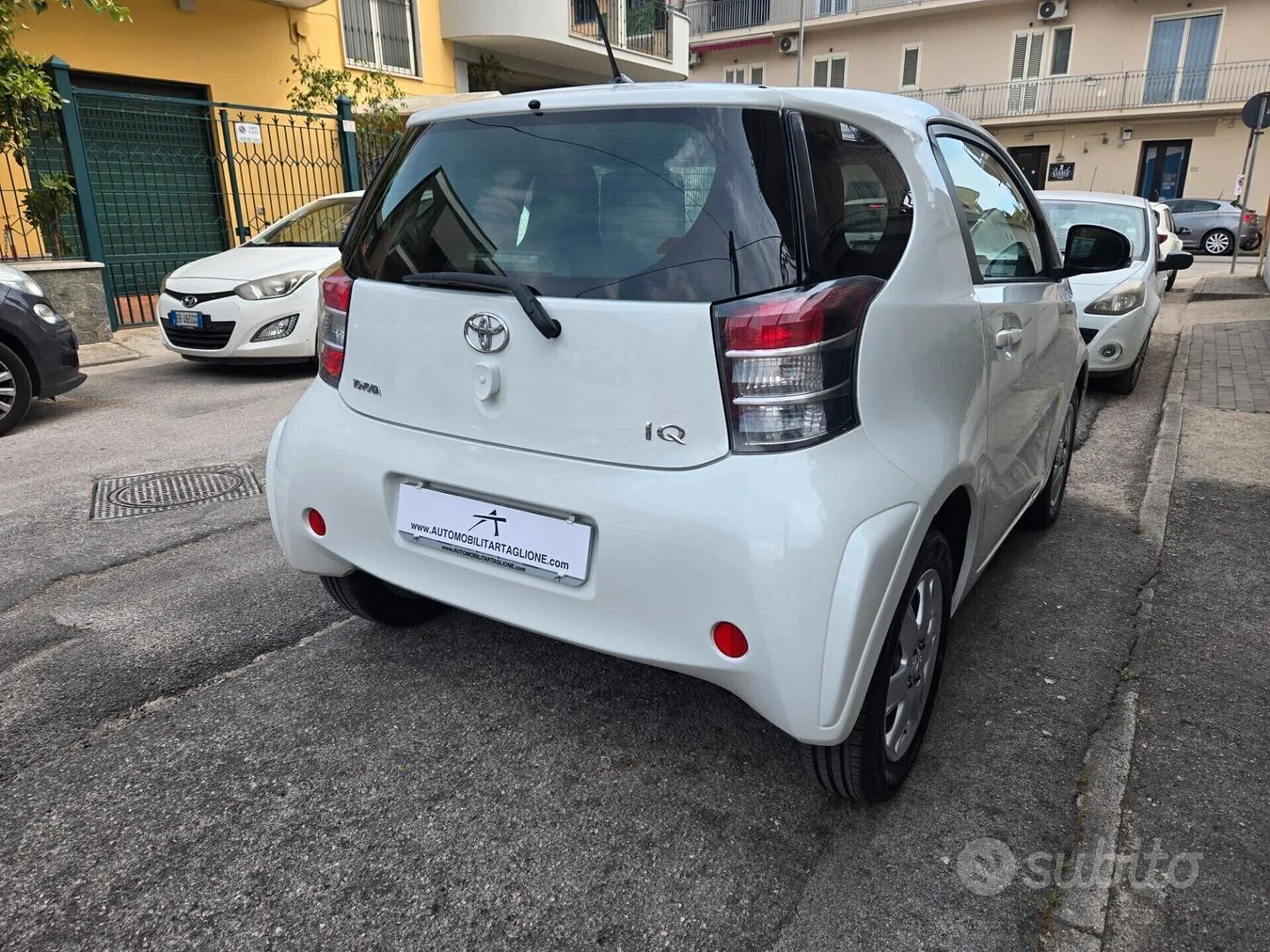 Toyota Iq 2009 photo 4