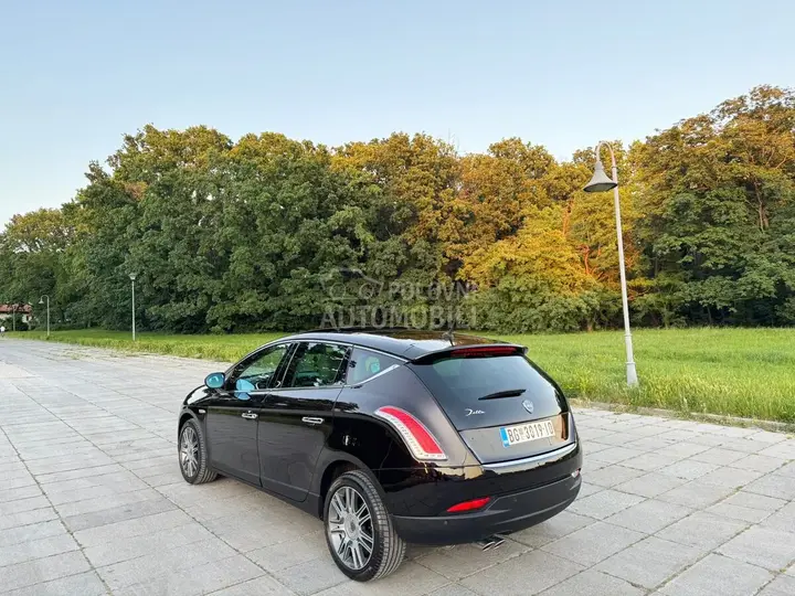Lancia Delta 2012 photo 4