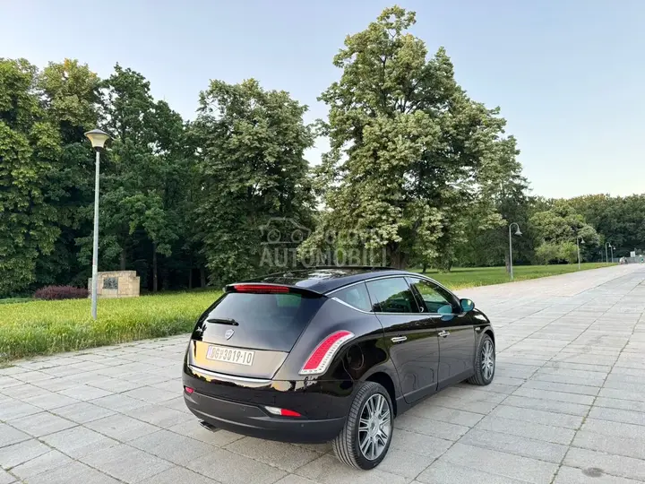 Lancia Delta 2012 photo 5