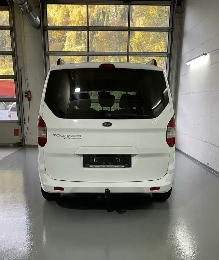 Ford Tourneo 2015 photo 2