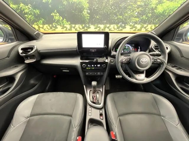 Toyota Yaris Cross 2025 photo 2