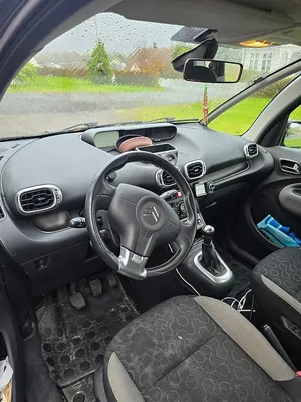 Citroen C3 Picasso 2010 photo 5
