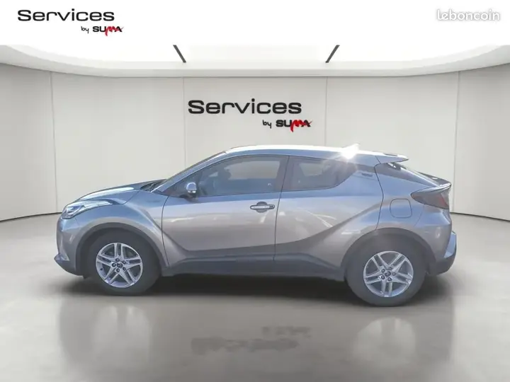 Toyota C-Hr 2020 photo 2