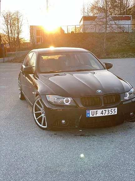 BMW 316D 2010 photo 2